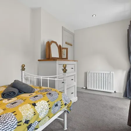 2 Bed In Oc-c38234